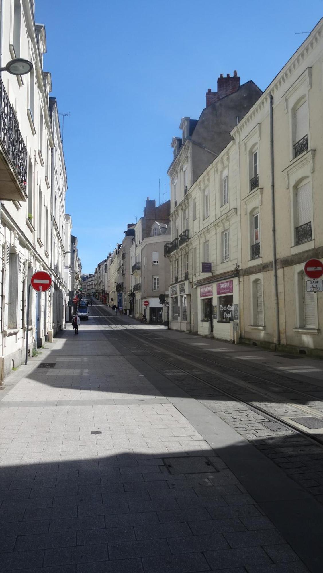 Апартаменты Hyper Centre Rue De La Roe Анже Экстерьер фото
