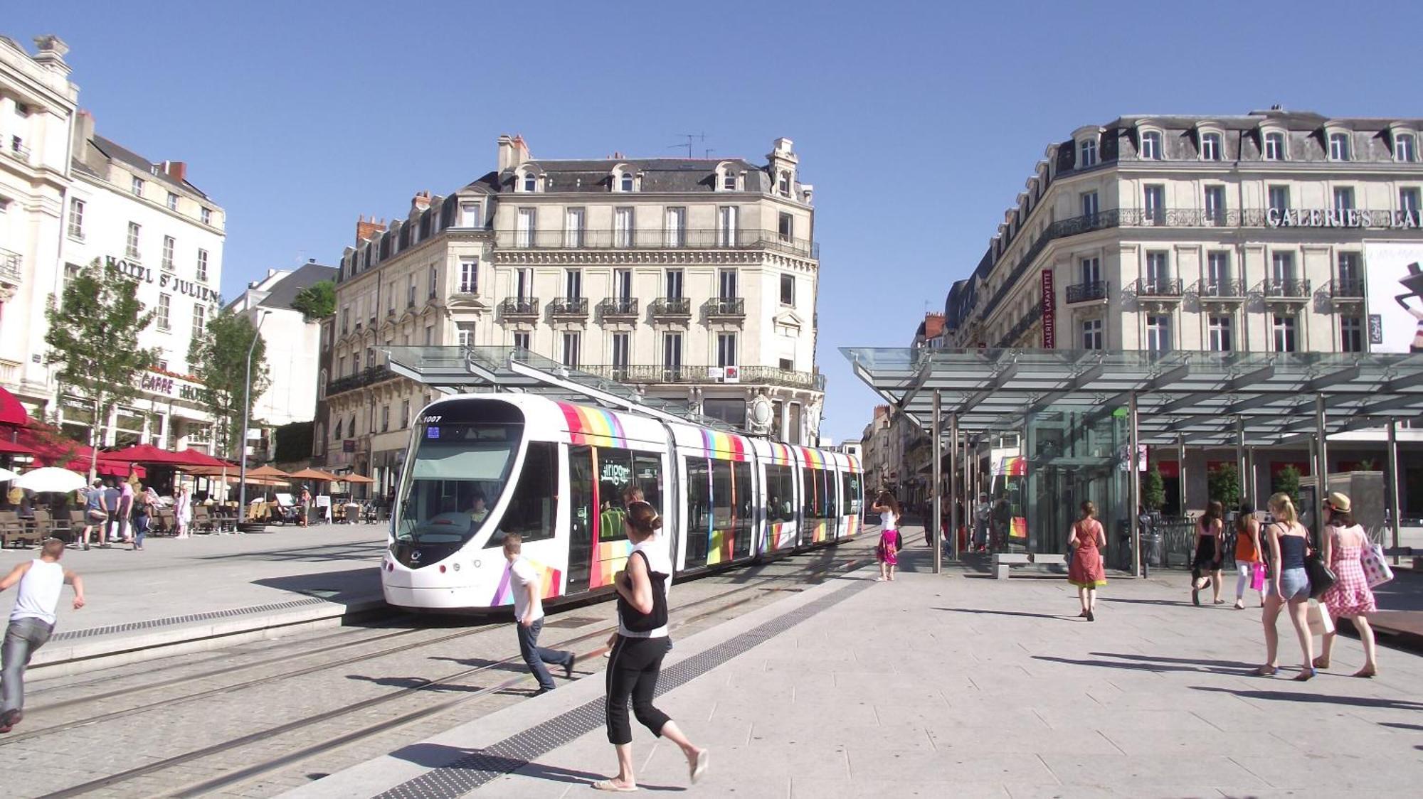 Апартаменты Hyper Centre Rue De La Roe Анже Экстерьер фото